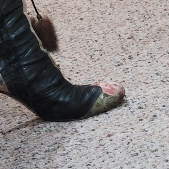 Boots by Sacco with mink tassels size 40 - Picture 8 of 12